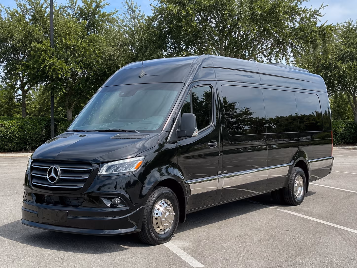 arcadia employee shuttle bus rentals in arcadia