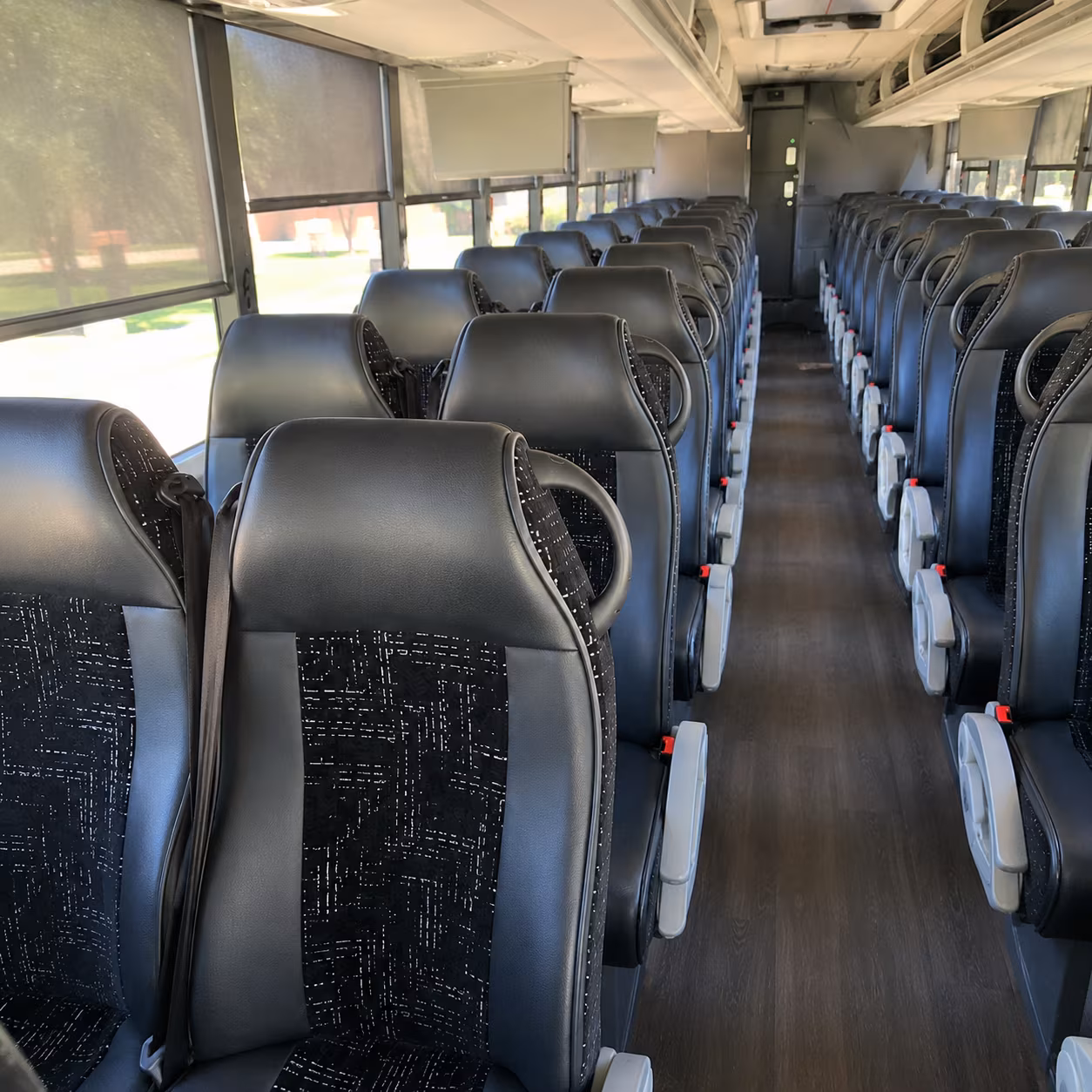 glendale school bus rentals for field trips and class outings