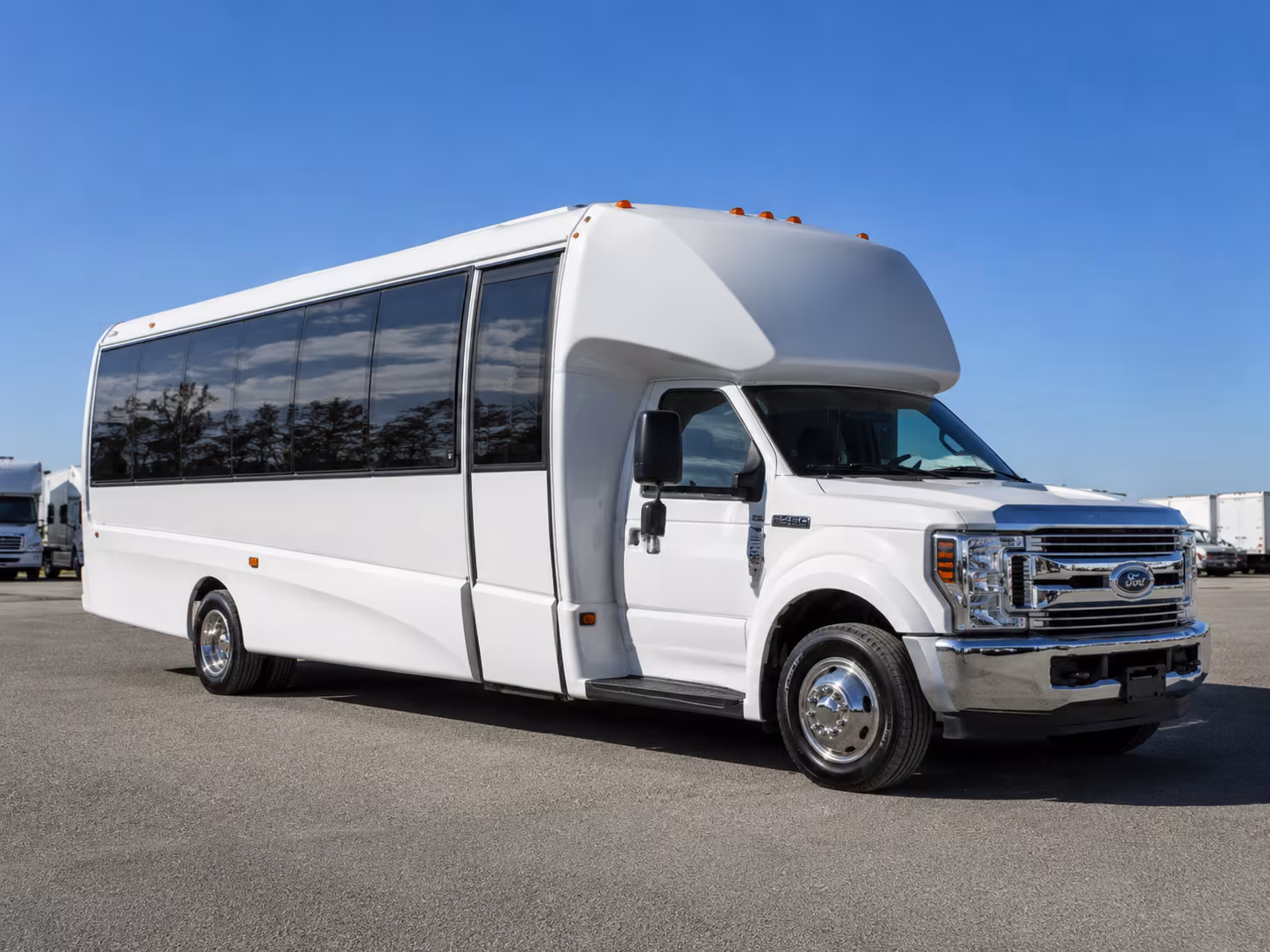 how the type of bus changes the price in pasadena california