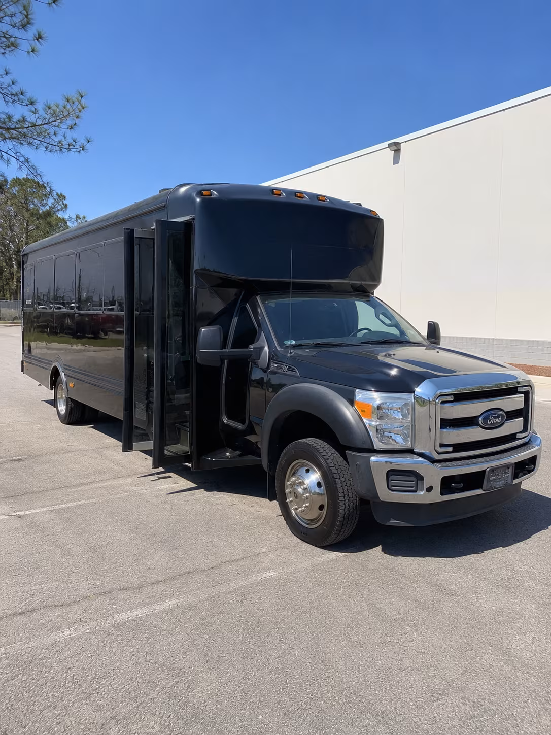 pasadena corporate party bus rental