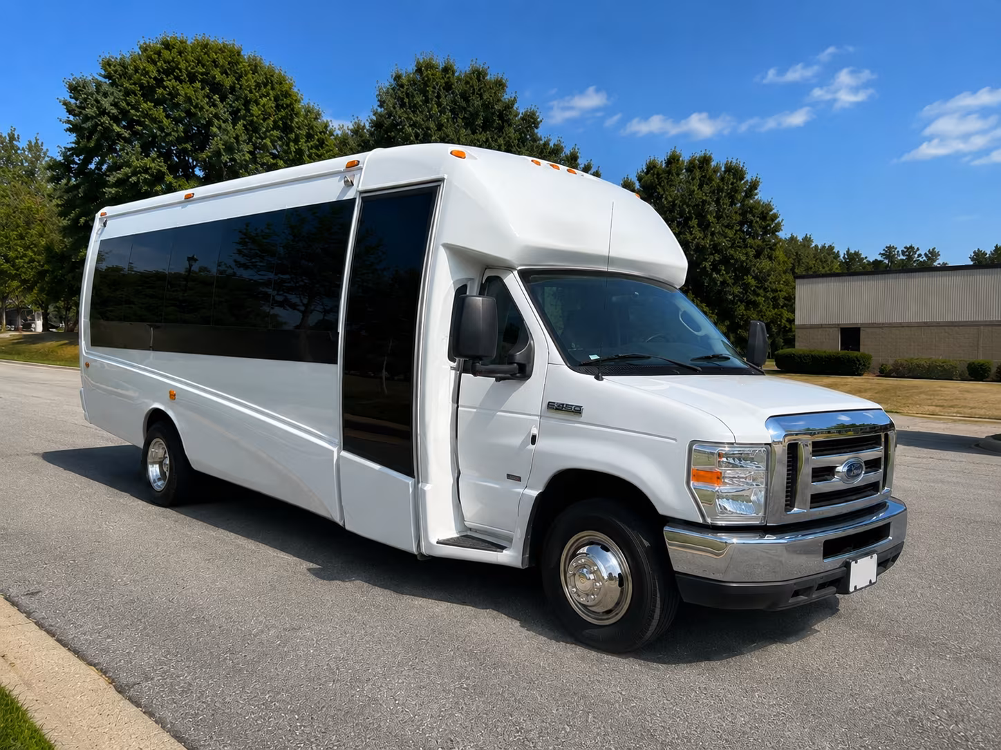pasadenacharterbuscompany com is how san gabriel valley prom groups beat the booking rush