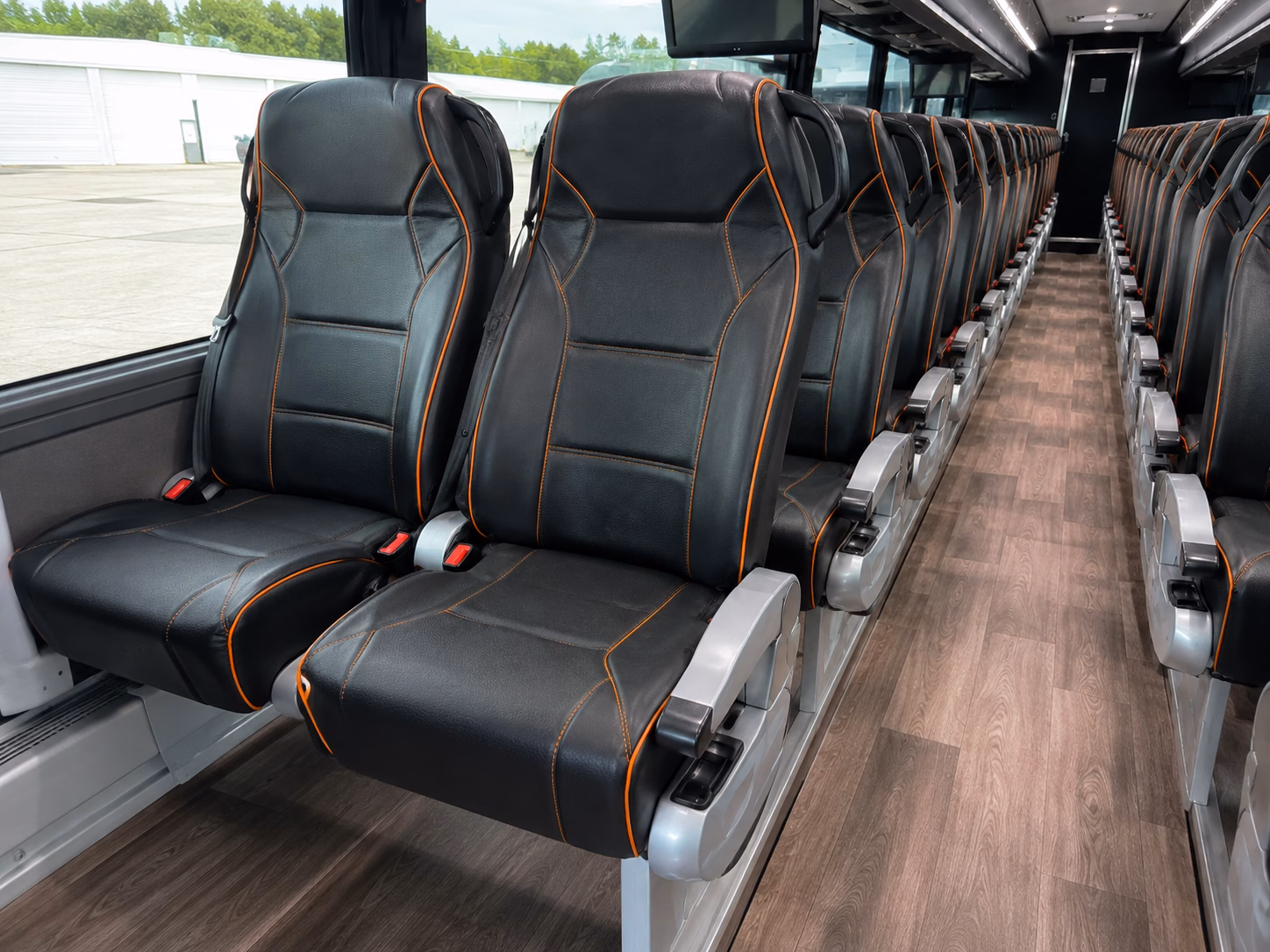 south gate government and military charter bus rentals in south gate