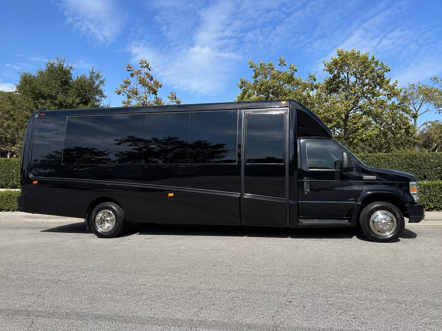 wedding and private event shuttles across pasadena